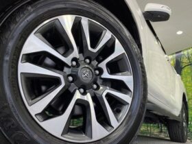 
									TOYOTA Land Cruiser Prado TX L Package Pearl White 2023′ D0K25 full								