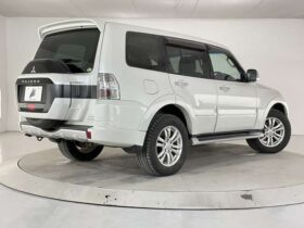 
									MITSUBISHI Pajero Super Exceeded Pearl White 2014′ D0KO6 full								