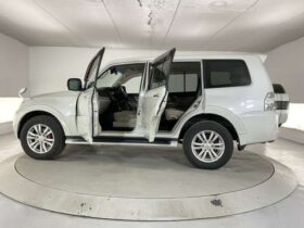 
									MITSUBISHI Pajero Super Exceeded Pearl White 2014′ D0KO6 full								
