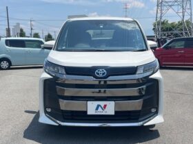 
									TOYOTA Noah S-G Pearl White 2023′ D0KVW full								