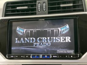 
									TOYOTA Land Cruiser Prado TX L Packet Matte Black Ed Pearl White 2023′ D0KW3 full								