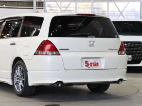 
									Honda Odyssey Absolut Pearl White 2004′ D0L7U full								