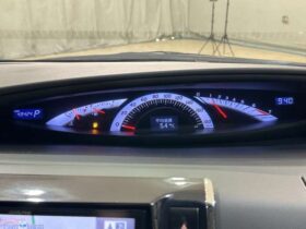 
									TOYOTA Estima Aeras Premium Edition Pearl White 2013′ D1E6T full								