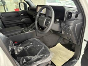 
									TOYOTA Land Cruiser Wagon VX   125KM Pearl White 2024′ D2GRW full								