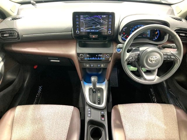 TOYOTA Yaris Cross Z Pearl White 2022′ D2OSY