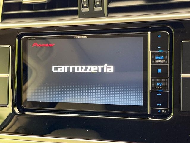 TOYOTA Land Cruiser Prado TX L Packet Matte Black Ed Pearl White 2022′ D2OXR