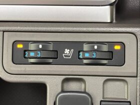 
									TOYOTA Land Cruiser Prado TX L Packet Matte Black Ed Pearl White 2022′ D2OXR full								