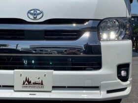 
									TOYOTA Hiace Van Wide S-GL Dark Prime 2 Long MR Pearl White 2023′ D2PIS full								