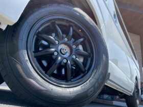 
									TOYOTA Hiace Van Wide S-GL Dark Prime 2 Long MR Pearl White 2023′ D2PIS full								