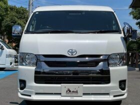 
									TOYOTA Hiace Van Wide S-GL Dark Prime 2 Long MR Pearl White 2023′ D2PIS full								
