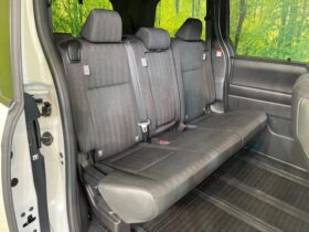 
									TOYOTA Noah S-G Pearl White 2023′ D2PW2 full								