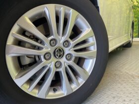 
									TOYOTA Noah S-G Pearl White 2023′ D2PW2 full								