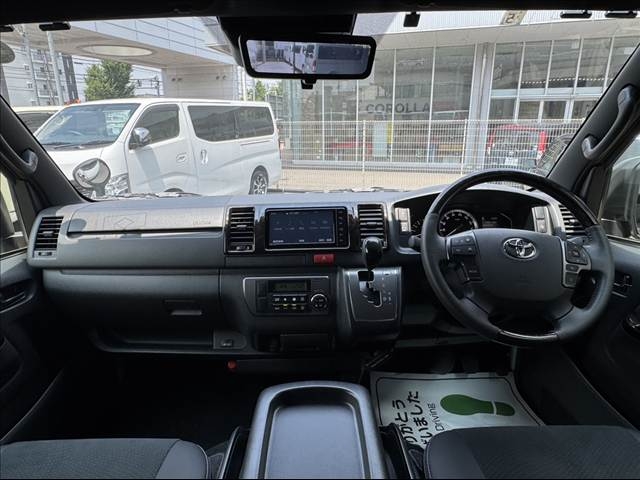 TOYOTA Hiace Van Super GL Dark Prime 2 Pearl White 2023′ D2T8Y