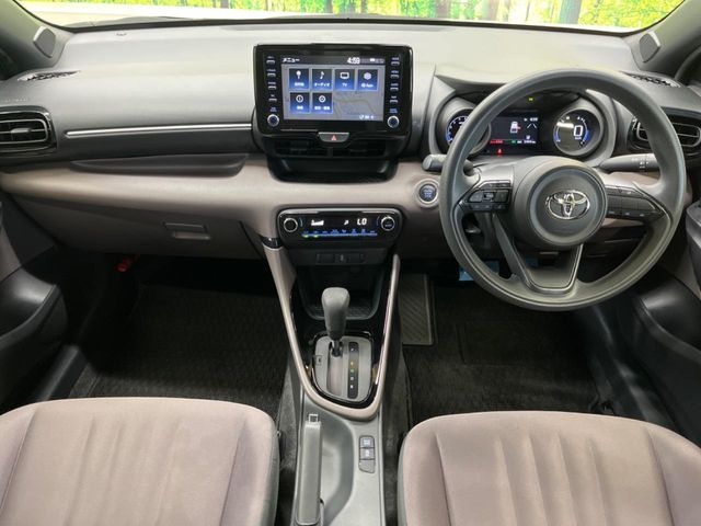 TOYOTA Yaris G Pearl White 2020′ D4UTM