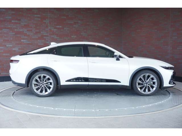 TOYOTA Crown CrossOver G Advanced Leather Package Pearl White 2022′ D4VO6