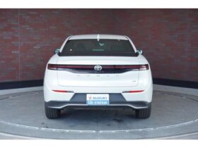 
									TOYOTA Crown CrossOver G Advanced Leather Package Pearl White 2022′ D4VO6 full								