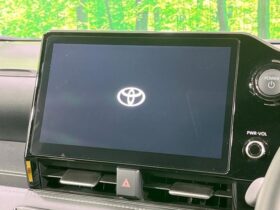 
									TOYOTA Noah S-Z Pearl White 2024′ D4VPE full								