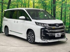 
									TOYOTA Noah S-Z Pearl White 2024′ D4VPE full								