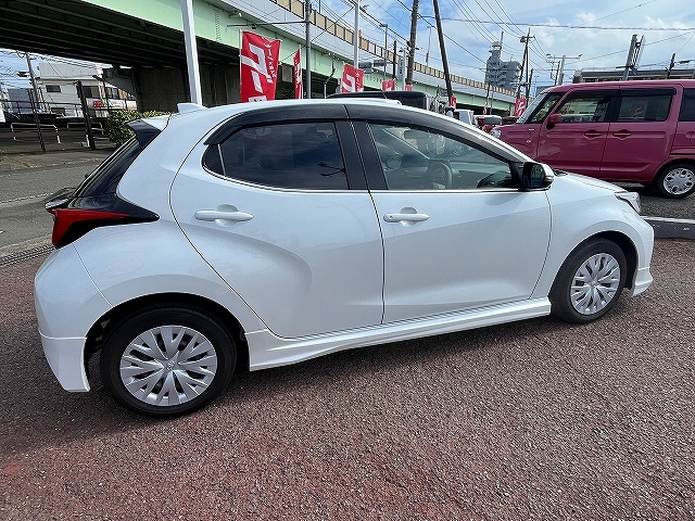 TOYOTA Yaris Hybrid Z Pearl White 2023′ D4XKI