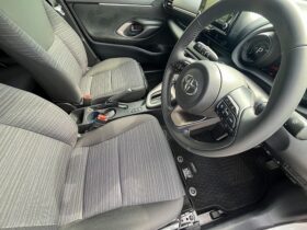 
									TOYOTA Yaris Hybrid Z Pearl White 2023′ D4XKI full								