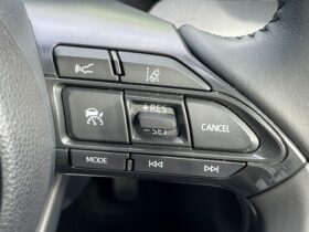 
									TOYOTA Yaris Hybrid Z Pearl White 2023′ D4XKI full								
