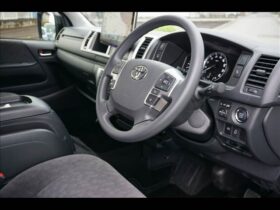 
									TOYOTA Hiace Wagon Grand Cabin Finetech Tourer 4 Pearl White 2025′ D4YFQ full								