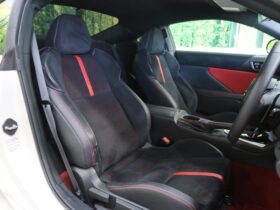 
									TOYOTA 86 RZ Pearl White 2022′ D6Z1L full								