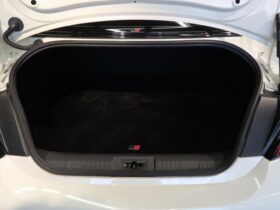 
									TOYOTA 86 RZ Pearl White 2022′ D6Z1L full								