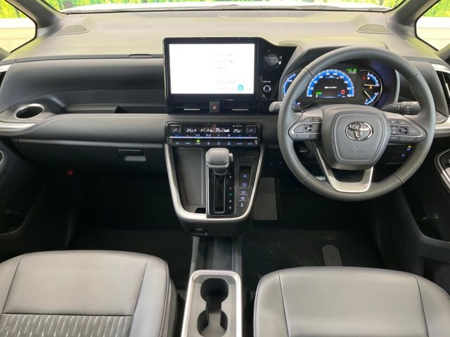 TOYOTA Noah Hybrid S-Z Pearl White 2025′ D6Z2C