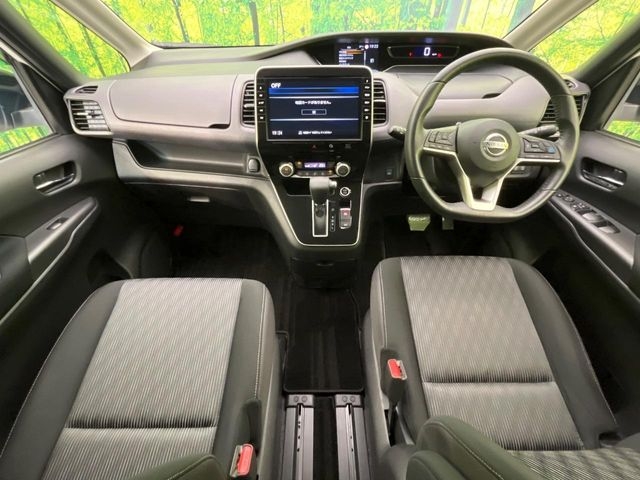 NISSAN Serena Highway Star V Pearl White 2020′ D6ZPQ