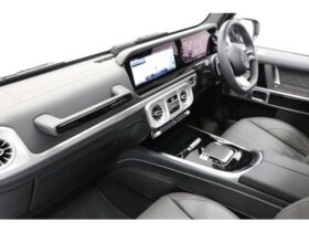 
									Mercedes-Benz G Class G450d Launch Edition (ISG) Pearl White 2024′ D6ZXB full								