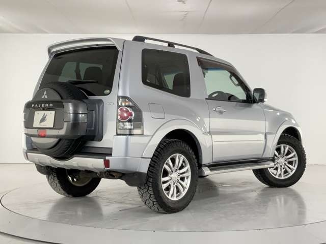 MITSUBISHI Pajero VR-2 Silver 2016′ D70GQ