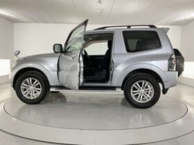
									MITSUBISHI Pajero VR-2 Silver 2016′ D70GQ full								