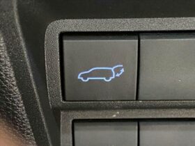 
									TOYOTA Yaris Cross Z Black/Beige 2022′ D70NS full								