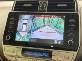 
									TOYOTA Land Cruiser Prado TX L Packet Matte Black Ed Pearl White 2023′ D70TW full								