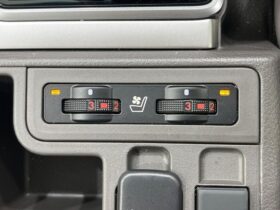 
									TOYOTA Land Cruiser Prado TX L Packet Matte Black Ed Pearl White 2023′ D711R full								