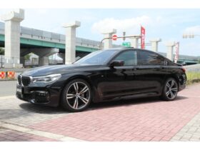 
									BMW 7 Series 740i M Sport Black 2015′ D7E7L full								