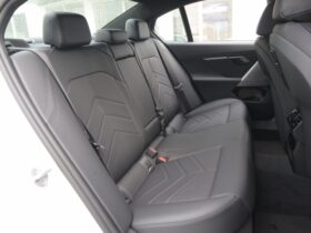 
									BMW 5 Series 523d xDrive M Sport Pearl White 2025′ D8WC4 full								