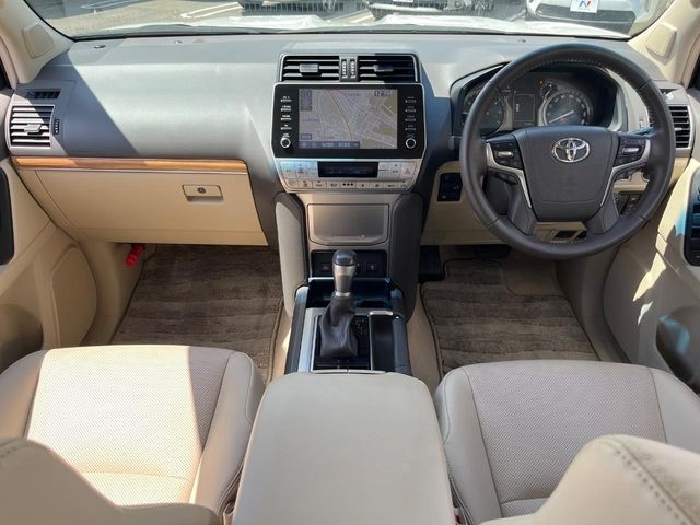 TOYOTA Land Cruiser Prado TX L Packet Matte Black Ed Pearl White 2023′ D94II
