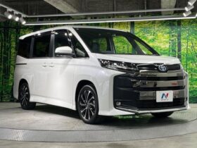 
									TOYOTA Noah S-Z White 2024′ D94KO full								