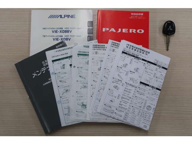 MITSUBISHI Pajero Exceed Black 2012′ D9566