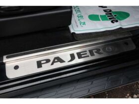 
									MITSUBISHI Pajero Exceed Black 2012′ D9566 full								