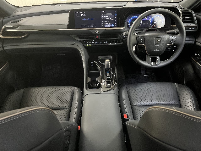 TOYOTA Crown Sport Sport Z (HEV) Black 2023′ D97WN