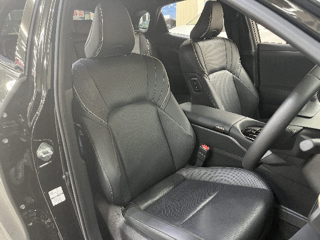 TOYOTA Crown Sport Sport Z (HEV) Black 2023′ D97WN