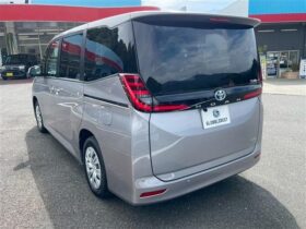 
									TOYOTA Noah 1.8 x HV 7 people Safety S Gray 2024′ D98LE full								