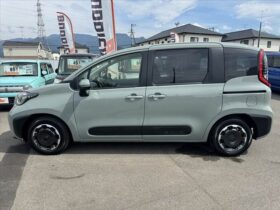 
									TOYOTA Sienta Hybrid Z  Late  10.5 DA  All Green 2025′ D98RQ full								