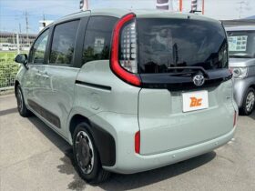 
									TOYOTA Sienta Hybrid Z  Late  10.5 DA  All Green 2025′ D98RQ full								