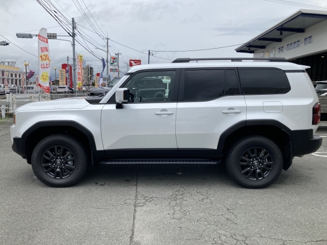 TOYOTA Land Cruiser Wagon VX Pearl White 2024′ D9JD1