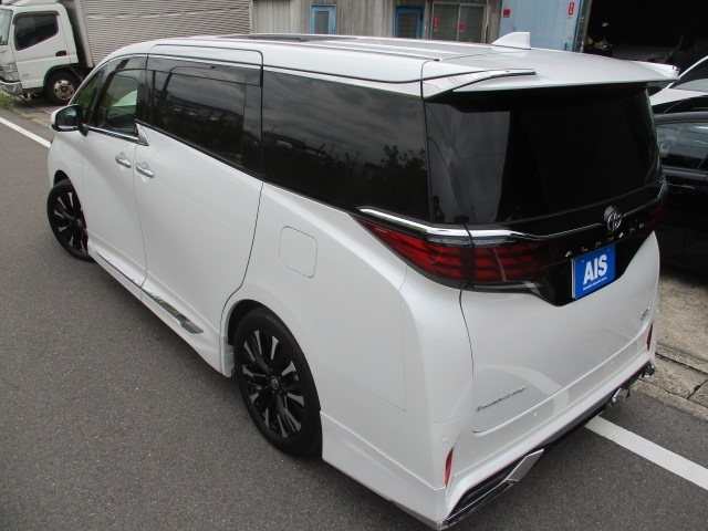 TOYOTA Alphard Executive Lounge Pearl White 2024′ DB1FX