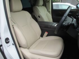 
									TOYOTA Alphard Executive Lounge Pearl White 2024′ DB1FX full								
